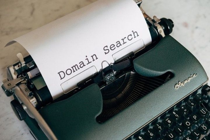 How To Choose A Domain To Improve SEO Positioning